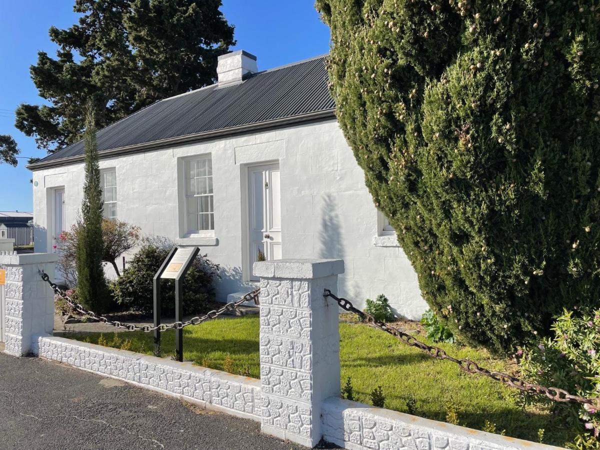 Gaol House Cottages Bicheno Exteriör bild